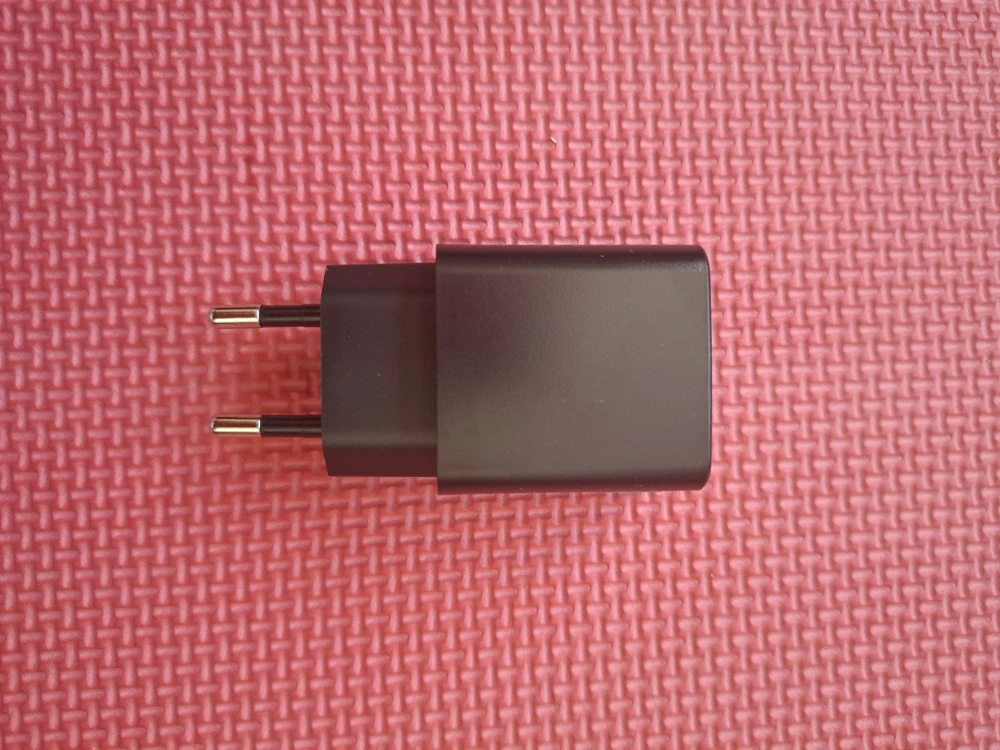 USB - C adaptér Xtar PD 20W