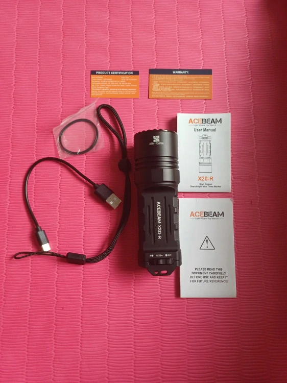 Acebeam X20 - R