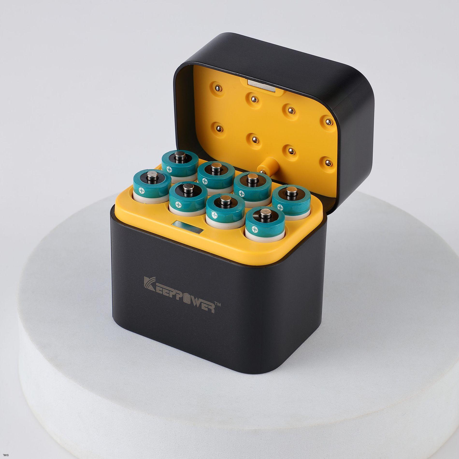 Keeppower 8x li ion 1.5V 2866mAh, 4300mWh + nabíječka