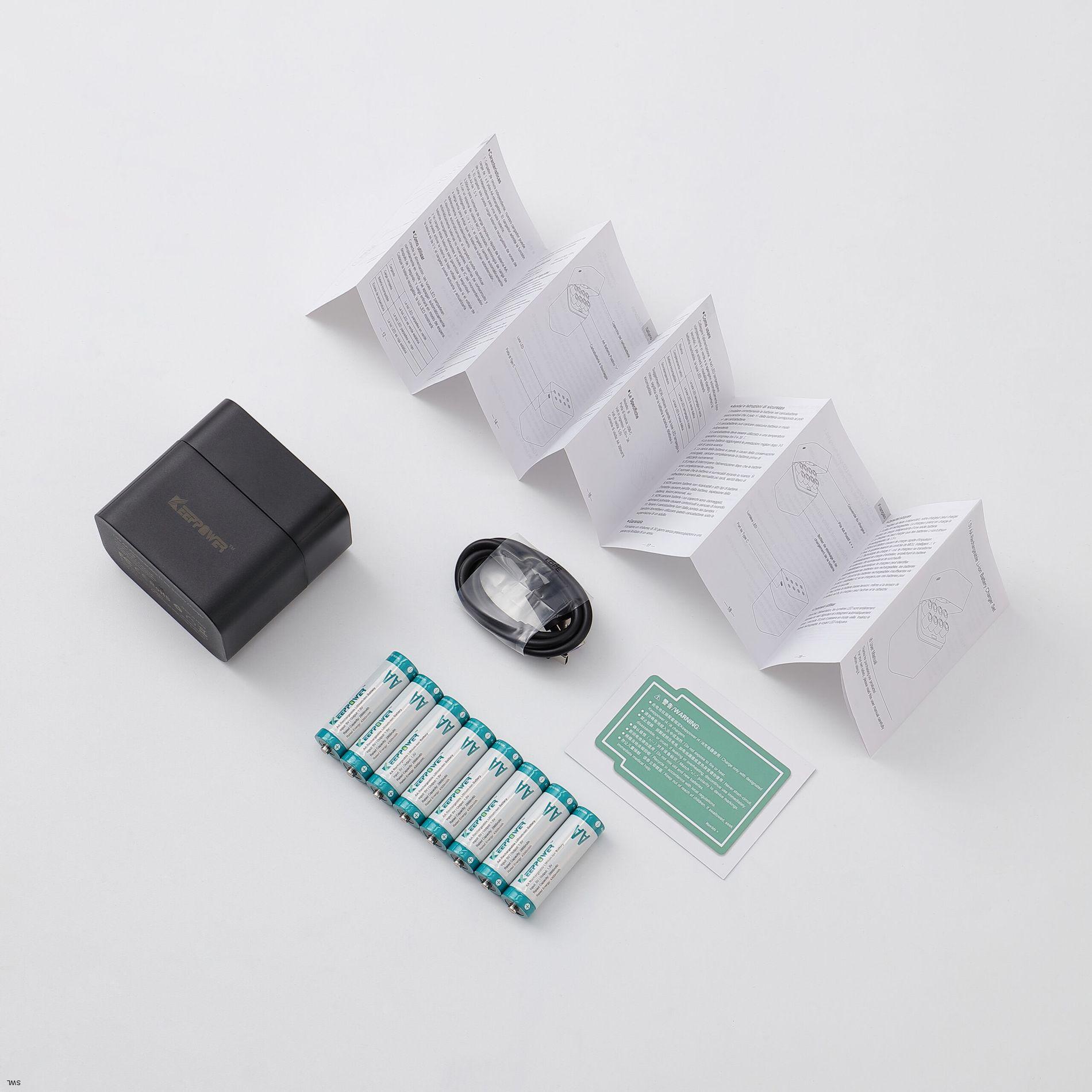 Keeppower 8x li ion 1.5V 2866mAh, 4300mWh + nabíječka