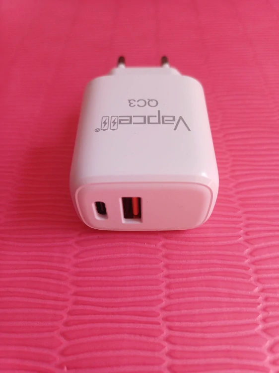 USB nabíjecí adaptér Vapcel QC3