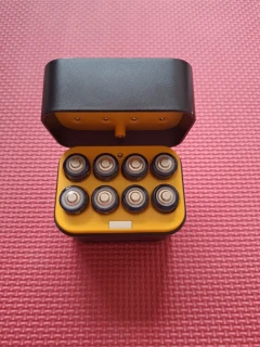 Keeppower 8x li ion 1.5V 3133mAh, 4700mWh + nabíječka
